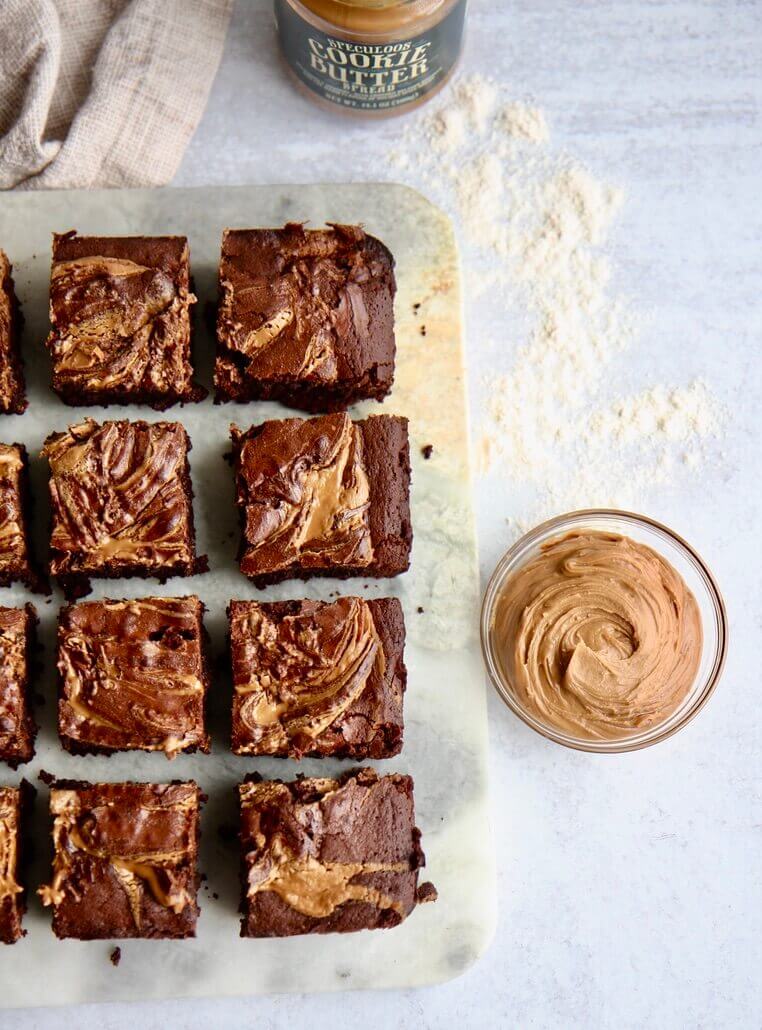 cookie-butter-brownies