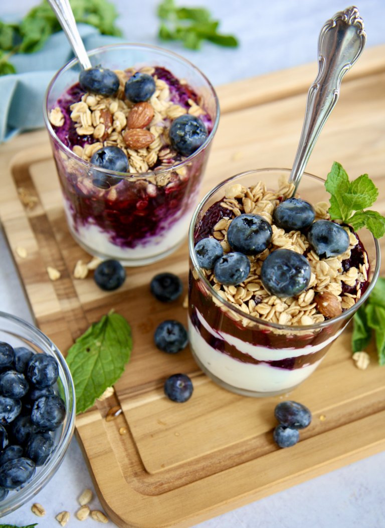 yogurt-parfait